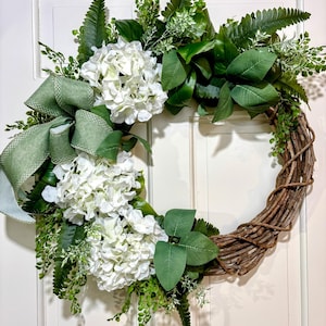 Hydrangea greenery wreath, Front door wreath, Fern and hydrangea wreath, Farmhouse wreath, gift, year round wreath