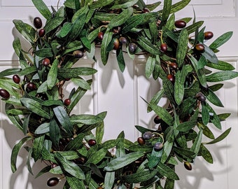 Olive wreath, farmhouse wreath, front door wreath, year round wreath, greenery wreath, spring wreath, summer wreath, Fall wreath and decor