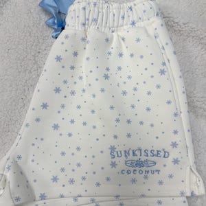 Snowflake Sunkissedcoconut Embroider Shorts