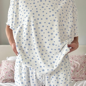 White Lilo Blue Floral Short Sleeve Pajama Top