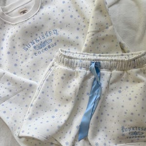 Snowflake Sunkissedcoconut Embroider Shorts