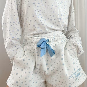 Snowflake Sunkissedcoconut Embroider Shorts