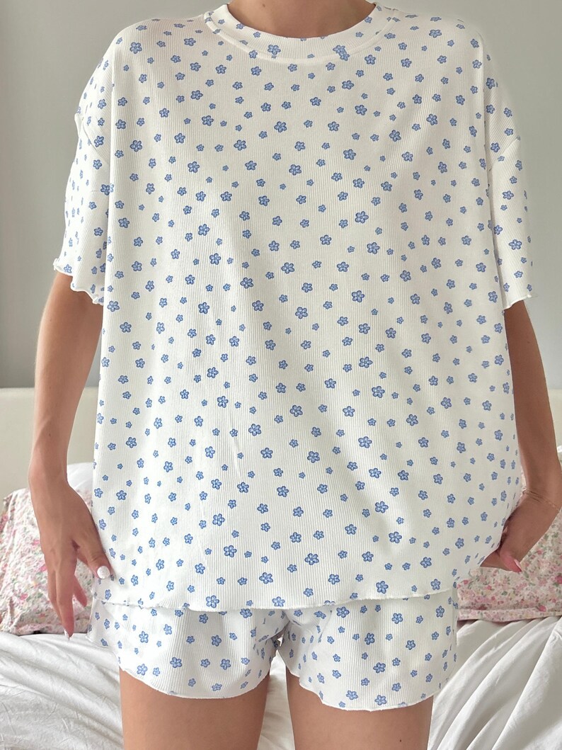 White Lilo Blue Floral Short Sleeve Pajama Top