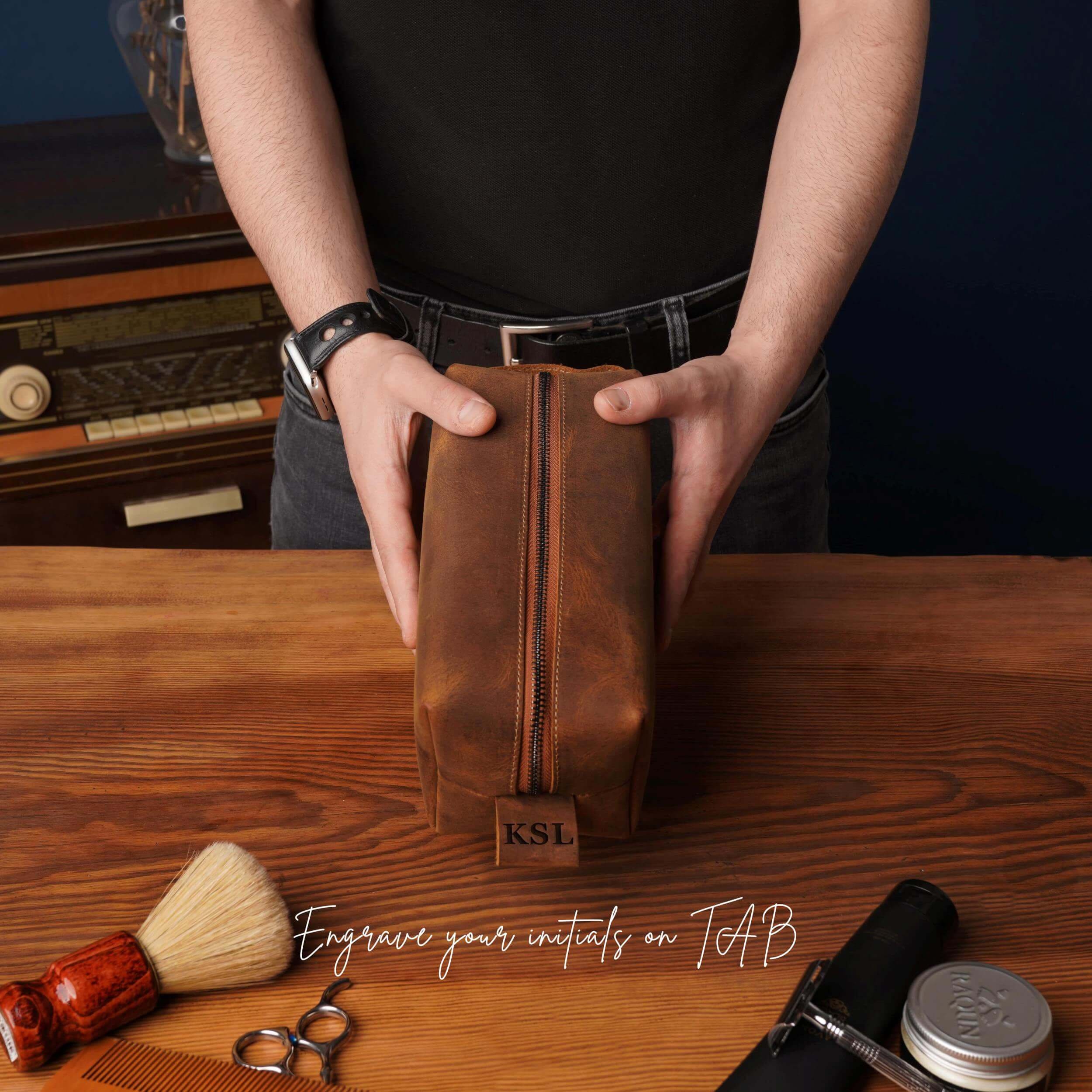 Groomsmen Gifts Personalized, Mens Leather Toiletry Bag, Groomsmen Proposal Gifts Box, Wedding Gift, Groomsman Best Man Gift, Wedding Favors