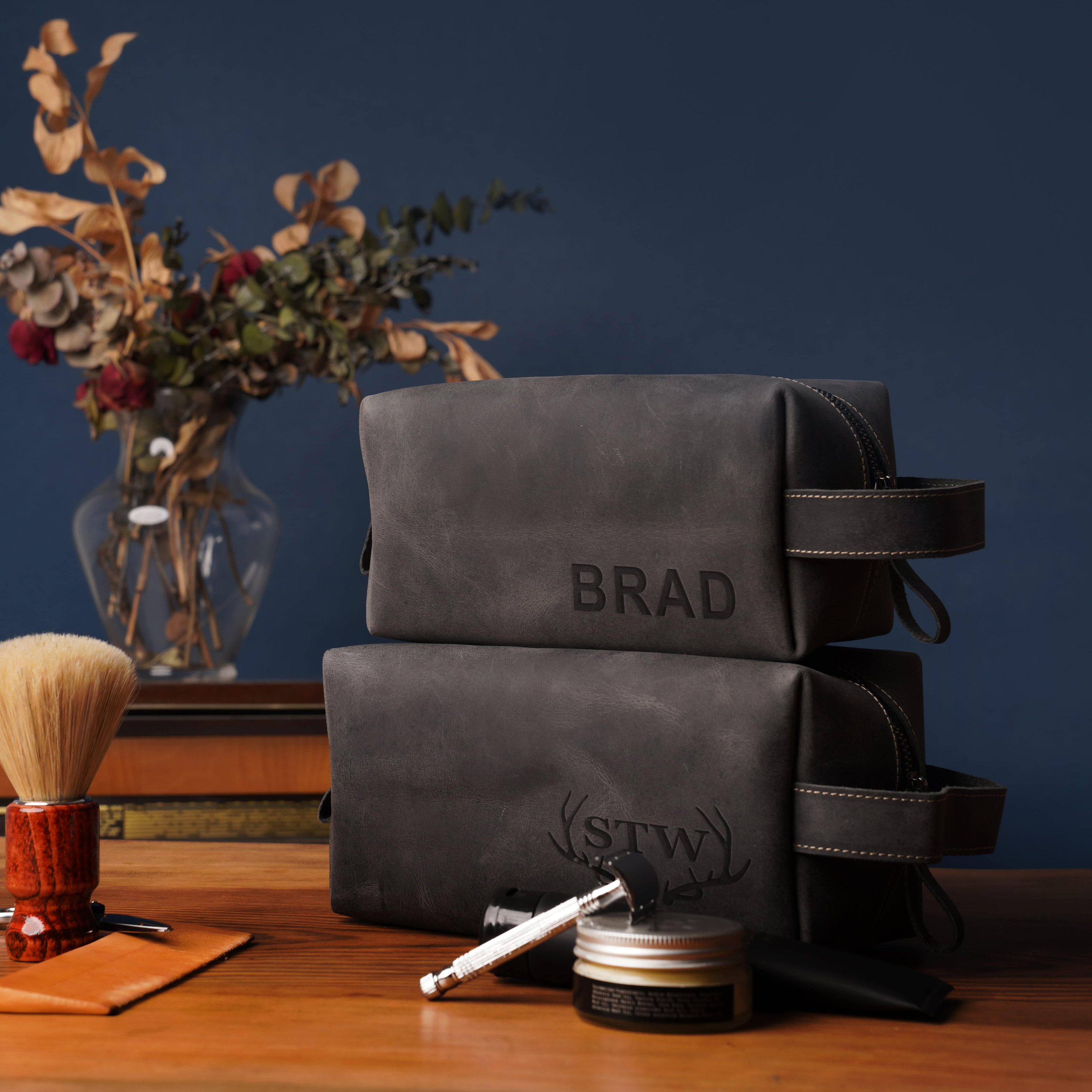 Groomsmen Gifts Personalized, Mens Leather Toiletry Bag, Groomsmen Proposal Gifts Box, Wedding Gift, Groomsman Best Man Gift, Wedding Favors