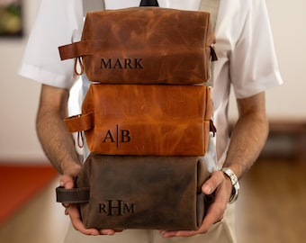 Personalized Groomsmen Wedding Gifts, Leather Toiletry Bag Gift For Groomsmen, Groomsman Gifts, Groomsman Asking Gifts, Groomsmen Proposal