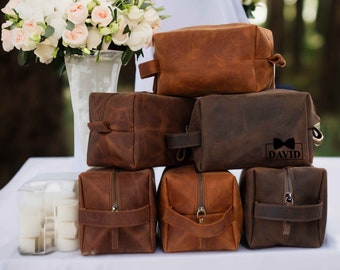 Personalized Groomsmen Gifts for Him Anniversary Gift for Husband Birthday Gift for Dad Boyfriend Mens Leather Toiletry Bag Groomsmen Gifts