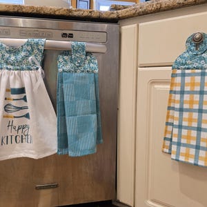 How to Hang Dish Towels in Kitchen: Simple Tips for Stylish Organization