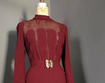 GORGEOUS 1940's Mesh Illusion Scalloped Bust Art Deco Gold-Tone Belt Holiday Dress