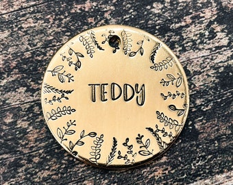 Hondenpenning gepersonaliseerd voor honden, grote metalen hondentag, met de hand gestempelde hondenpenning met 2 telefoonnummers of adres, gechipte hondenpenning