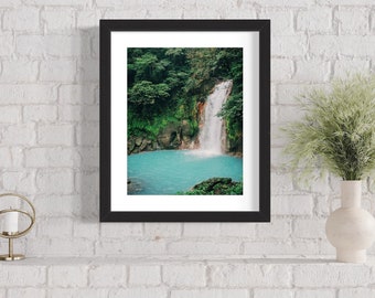 Rio Celeste Wasserfall Regenwald Foto
