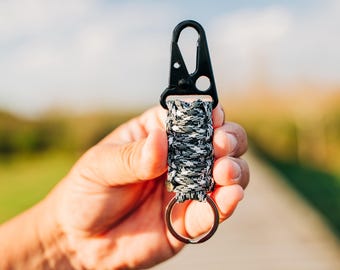 Titan Paracord Schlüsselanhänger