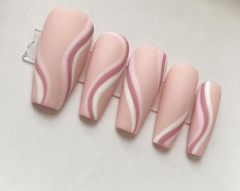 Reusable Matte Pink Squiggly Swirl Lines Press On Nails