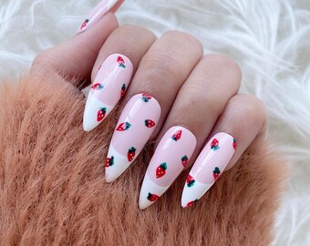 Reusable Strawberry French Press On Nails