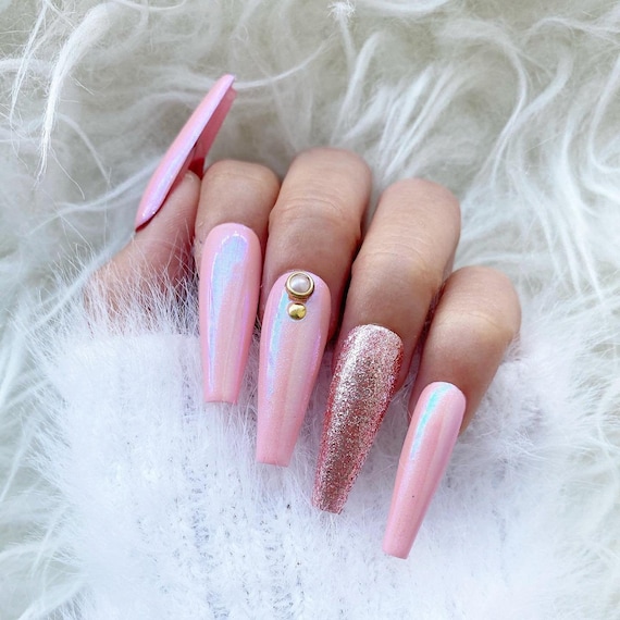 Easy sugar plum fairy nails ✨🧚‍♂️🎀 @Glamnetic Fairy Dust short oval ... |  TikTok