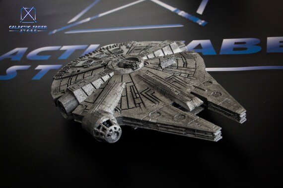 Hand-painted Millennium Falcon Replica: 3D Printed Star Wars