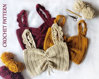Patrón de crochet para top corto fruncido con tirantes festoneados y espalda ajustable con cordones