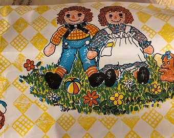 Raggedy Ann and Andy Vintage Contact Paper
