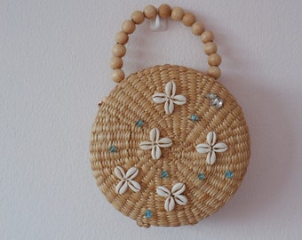Bolso redondo de mimbre tejido a mano: bandolera bohemia vintage con conchas