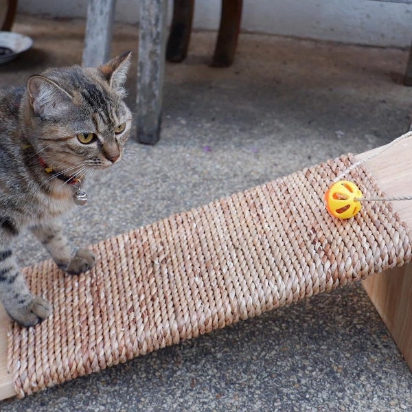 Cat Scratcher from water hyacinth, Cat Wall Furniture, Cat Scratch Pad, Wooden Cat Scratch Pad, Cat Scratcher