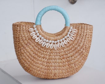 Seagrass Tote Bag with Shells: Handmade Straw Basket