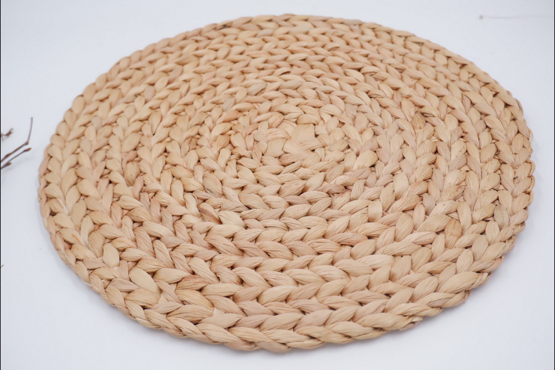 Water hyacinth placemats, round woven - 35cm diameter » Variant Name: 4  pieces, Color: Natural