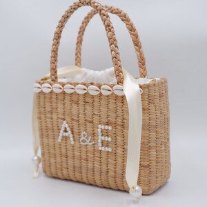 bride pearl bag, Personalized Bride Pearl bag, beach bag with shell image 4