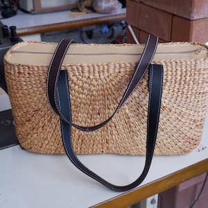 straw and leather handbags, straw tote bag, woven tote bag, straw beach bag, summer bag, straw beach tote, straw leather bag