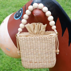 bead straw bag, straw basket, Seagrass Bag, Summer Bag, Beach Bag, Gift for her, Vintage Bead Bag, Straw bag, Birthday gift