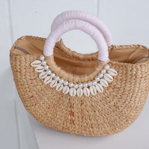 MULTIPLE size seagrass Tote Bag with shell, Bridal Party Gifts, Basket Bag , Beach Bag image 3