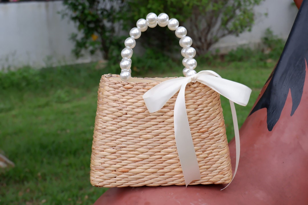 Handwoven Water Hyacinth Bridal Bag: Pearl Handle Bride Purse - Etsy