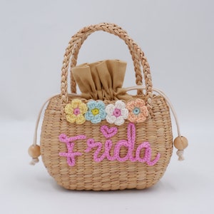 flower girl tote bag, personalized flower girl basket, girl birthday party gift, girl handbag, straw bag, birthday gift
