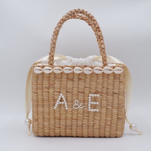 bride pearl bag, Personalized Bride Pearl bag, beach bag with shell image 1