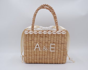 bride pearl bag, Personalized Bride Pearl bag, beach bag with shell