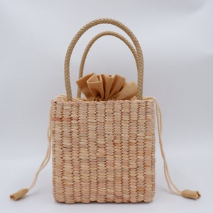 straw basket bag water hyacinth basket beach bag image 1