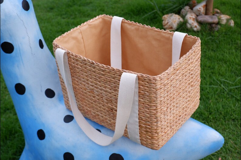 Large wicker tote, Picnic Basket, Seagrass Basket, Wicker Bag, Wicker Basket, Water hyacinth Storage Basket, Customized Storage Basket image 2