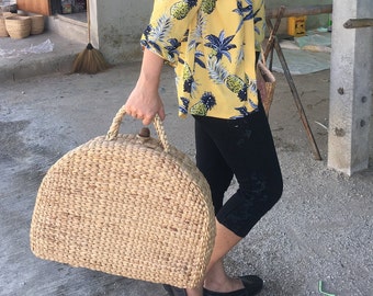 Handwoven Water Hyacinth Picnic Basket Tote: Large Woven Beach Bag