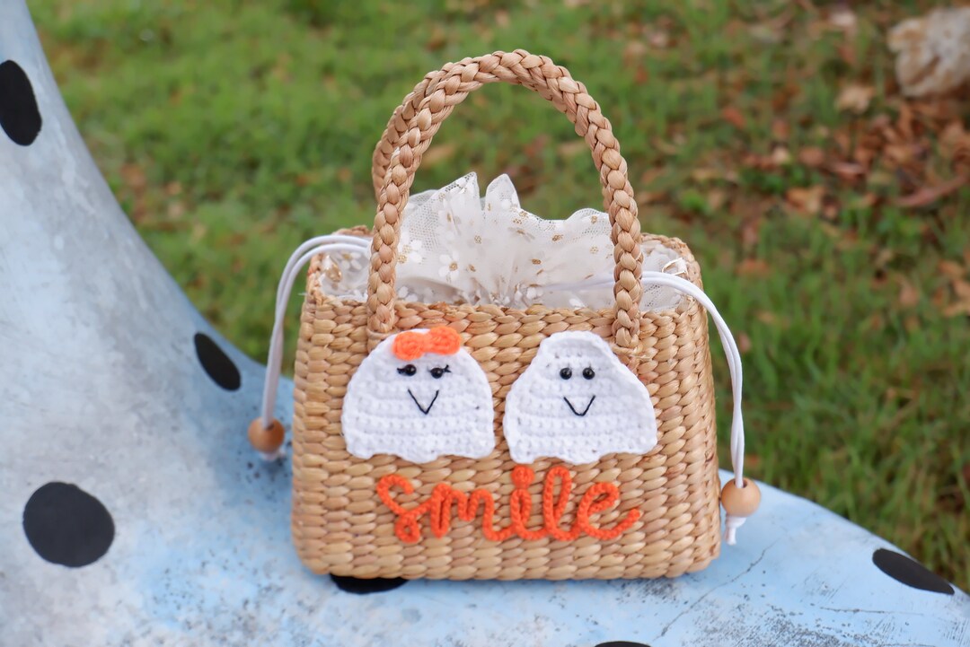 Personalized Halloween Basket , Halloween Gifts for Kids , Girl Straw