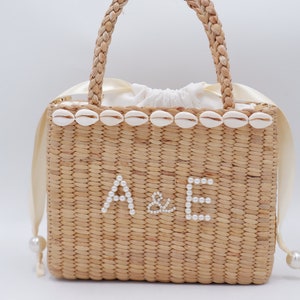 bride pearl bag, Personalized Bride Pearl bag, beach bag with shell image 2