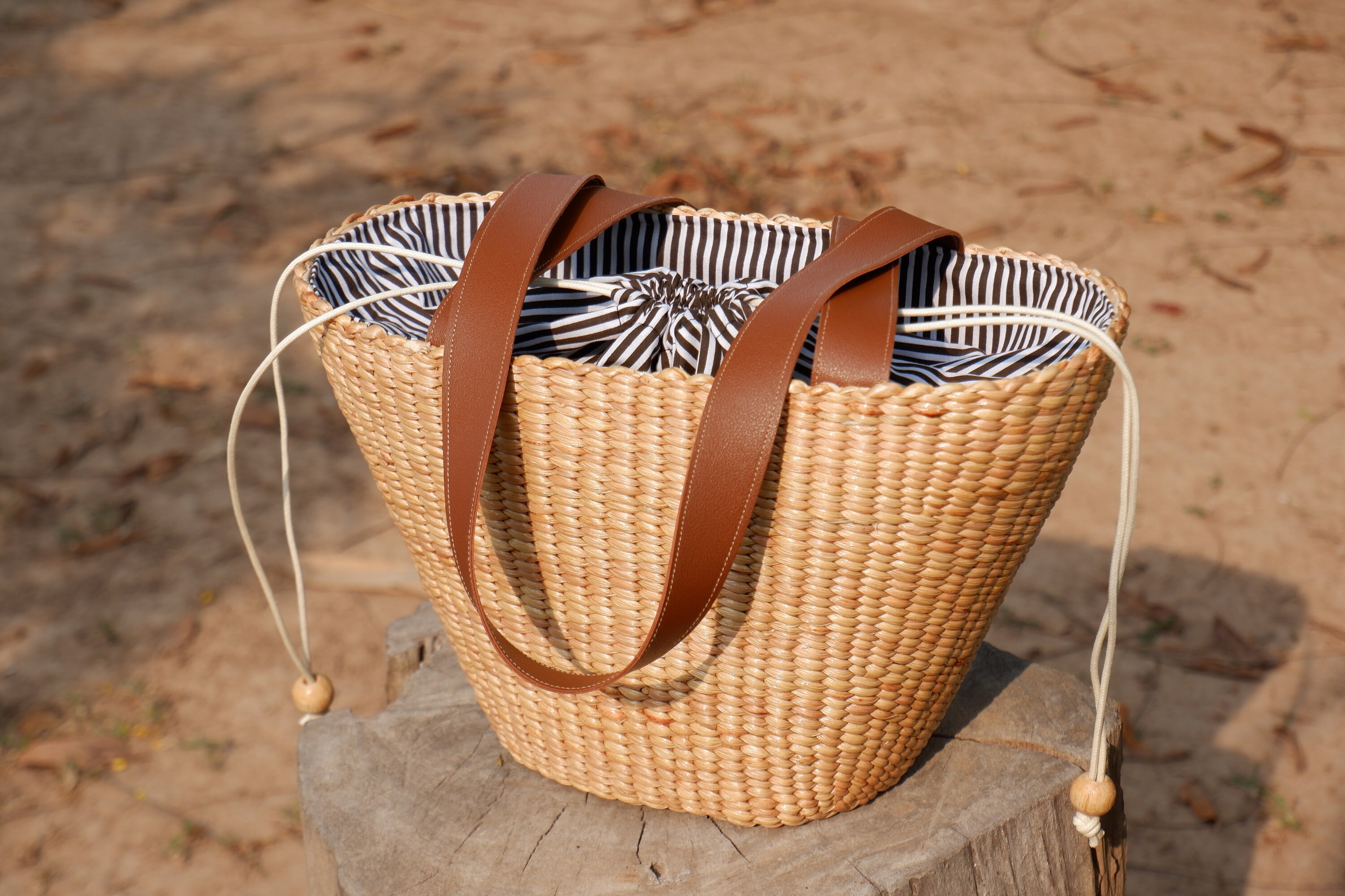 Handwoven Water Hyacinth Straw Bag: Leather Handle Beach Tote - Etsy