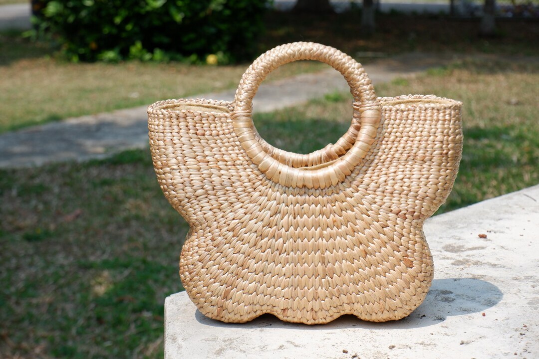 Handmade Water Hyacinth Straw Basket: Beach Tote Bag - Etsy