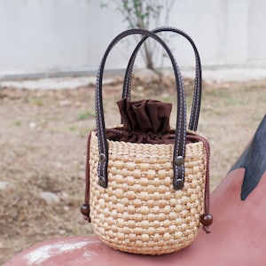 Bucket Bag, Straw bag leather handle, hyacinth basket, straw handbags, straw purse, wicker basket, summer beach bag