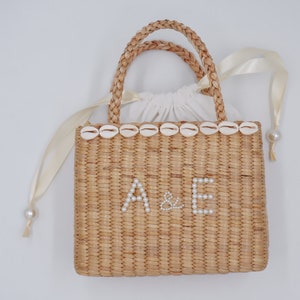 bride pearl bag, Personalized Bride Pearl bag, beach bag with shell image 6