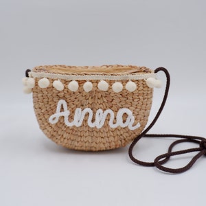 borsa per bambini con monogramma, borsa di paglia personalizzata con finiture bianche, borsa per ragazze, mini borsa di paglia