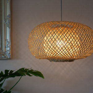 M Size) Bamboo pendant light, Rattan Lampshade, Rattan Light Fixtures, Woven Rattan Chandelier, Bamboo Hanging Lampshade