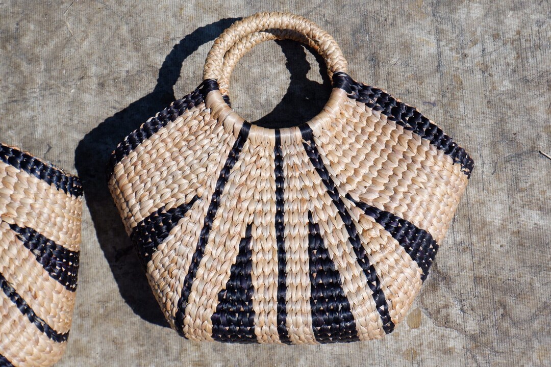 Handcrafted Water Hyacinth Straw Bag: Woven Beach Tote - Etsy