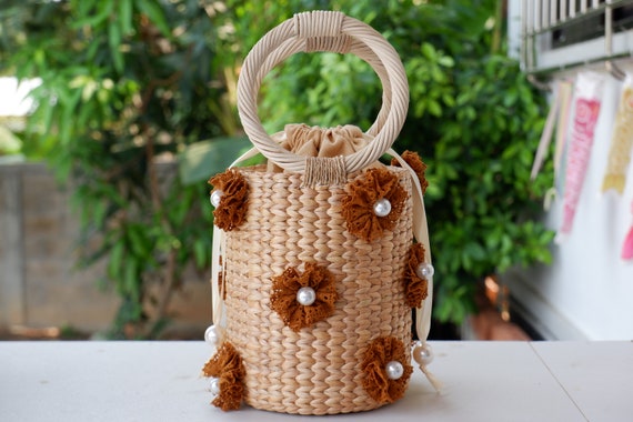 Bucket beach bag hotsell