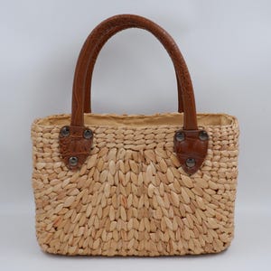 straw bag with leather handle, seagrass bag, summer bag, woven straw basket handbag with leather handles