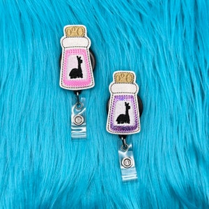 Llama extract Nurse Badge Reel, ID badge, Badge Holder, Nurse Badge, RN Badge, Retractable Badge, Name Tag Holder