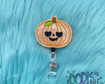 Porta credencial retráctil de calabaza de Halloween con fieltro bordado